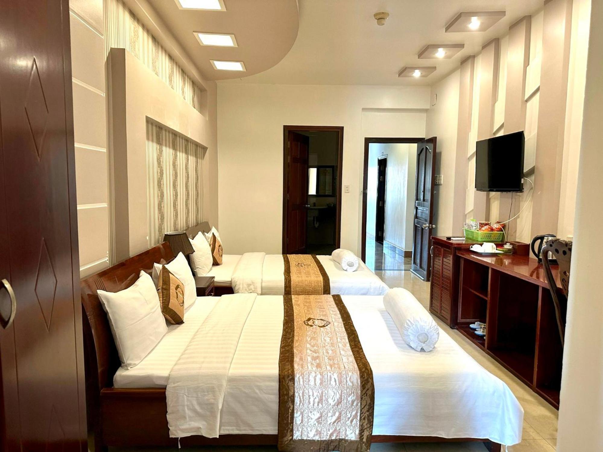 Phuc Hung Hotel Rạch Giá Exterior foto