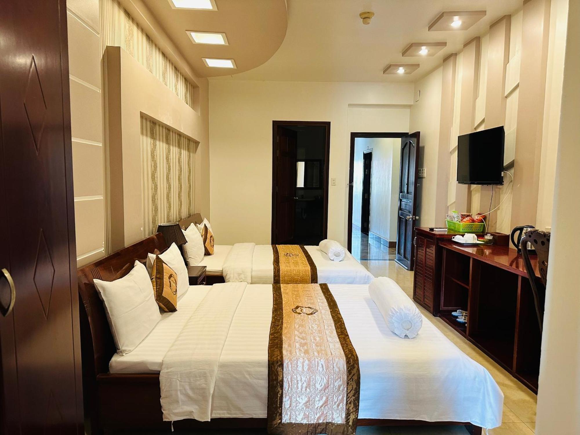 Phuc Hung Hotel Rạch Giá Exterior foto